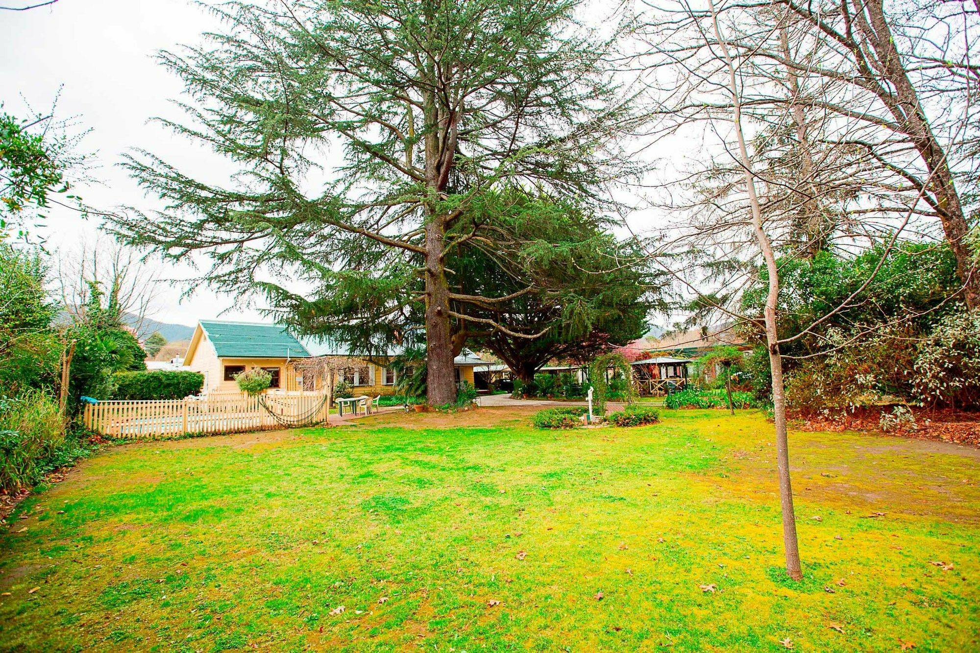 Villa Carawatha Gardens Bright Exterior foto